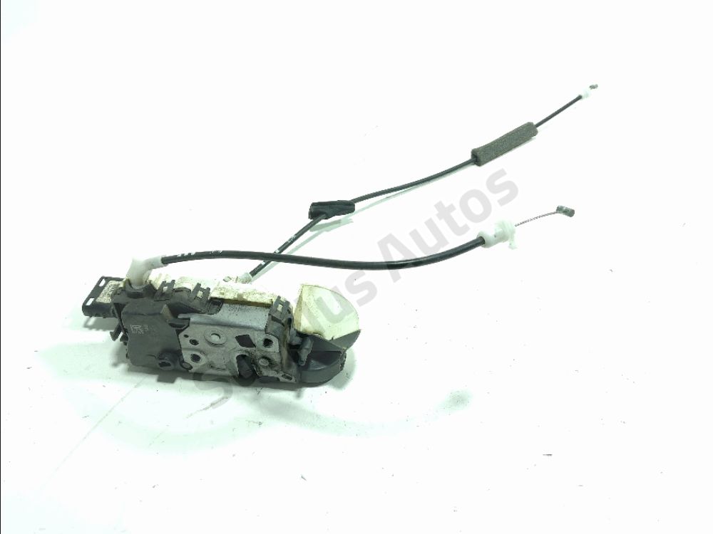 Serrure de porte avant gauche