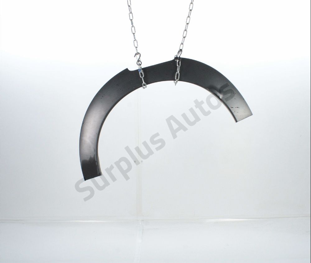 Elargisseur d'aile arrière gauche