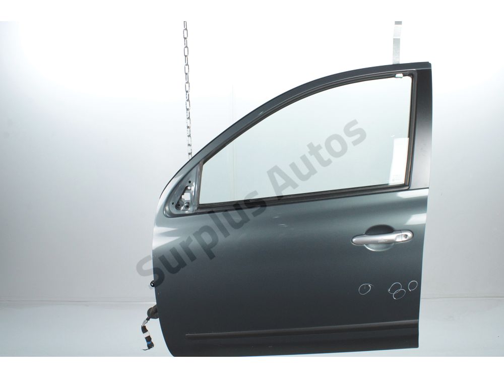 Porte avant gauche