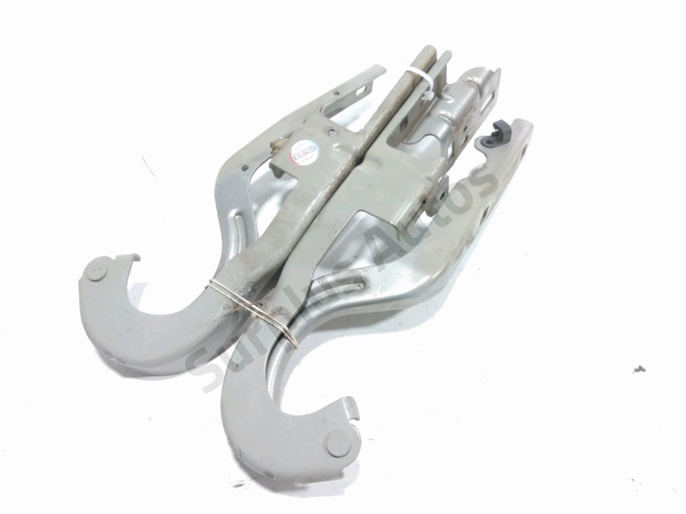 Jeu de charnières de capot