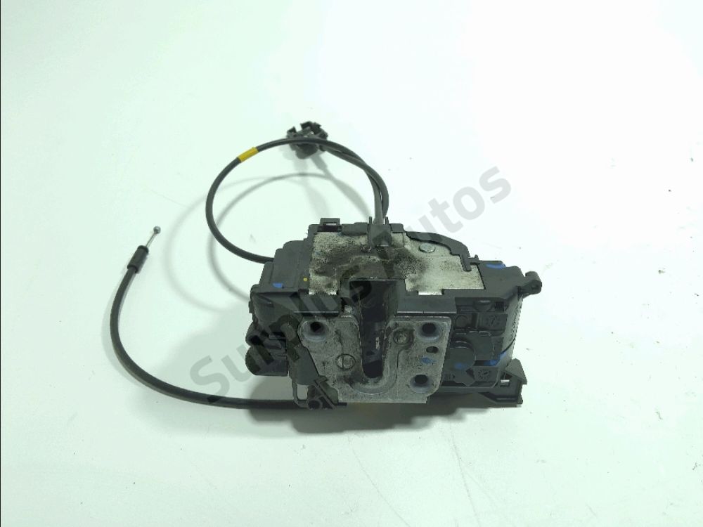 Serrure de porte avant gauche