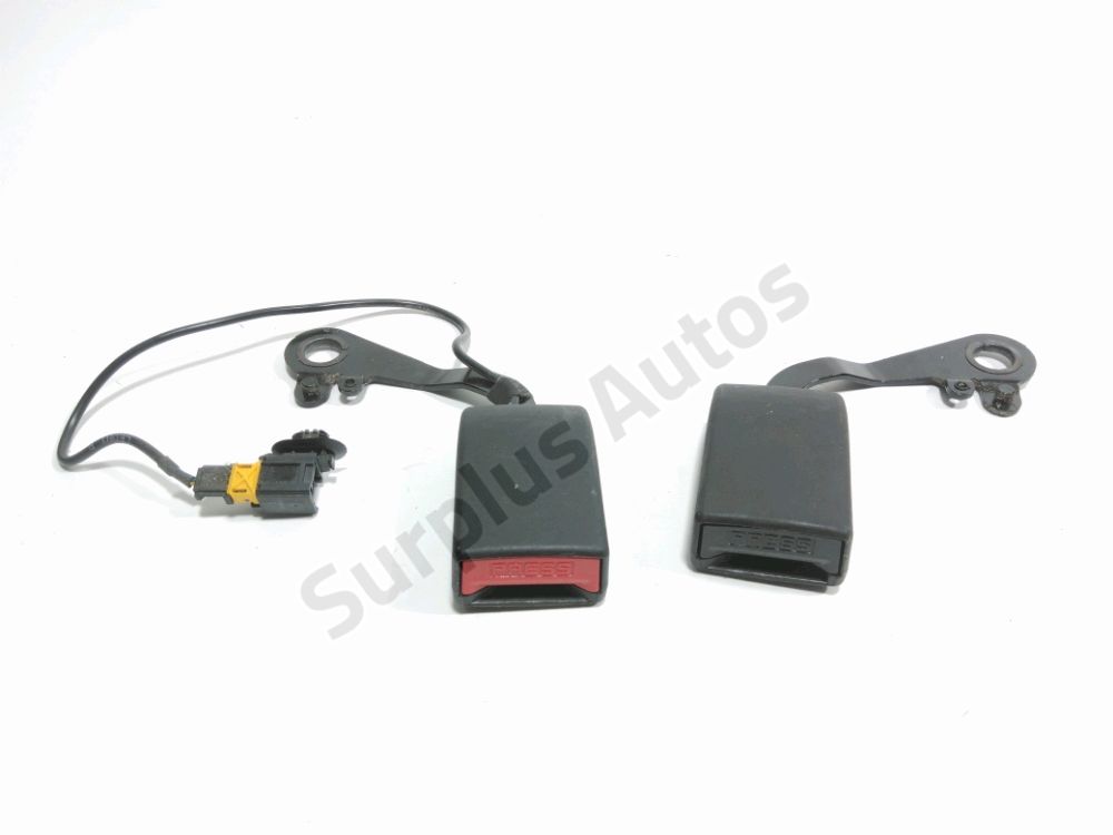 Ancrage ceinture arrière central