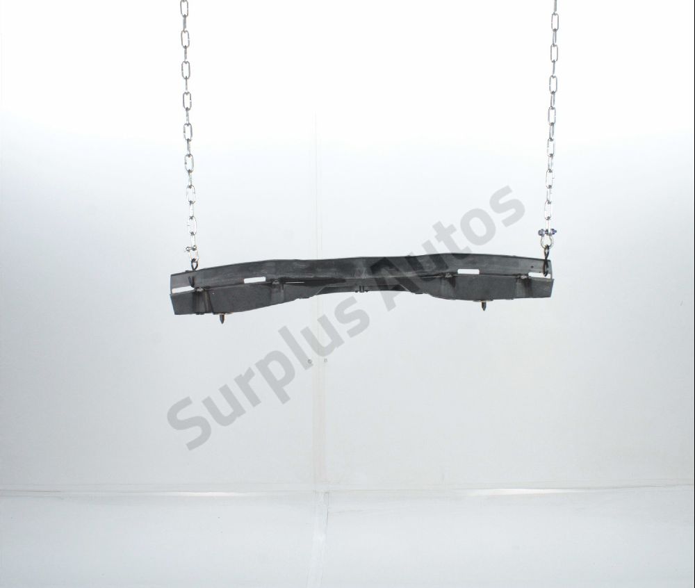 Support central de pare-choc arriere