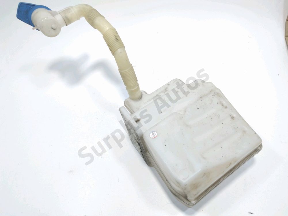 Réservoir de lave glace avant