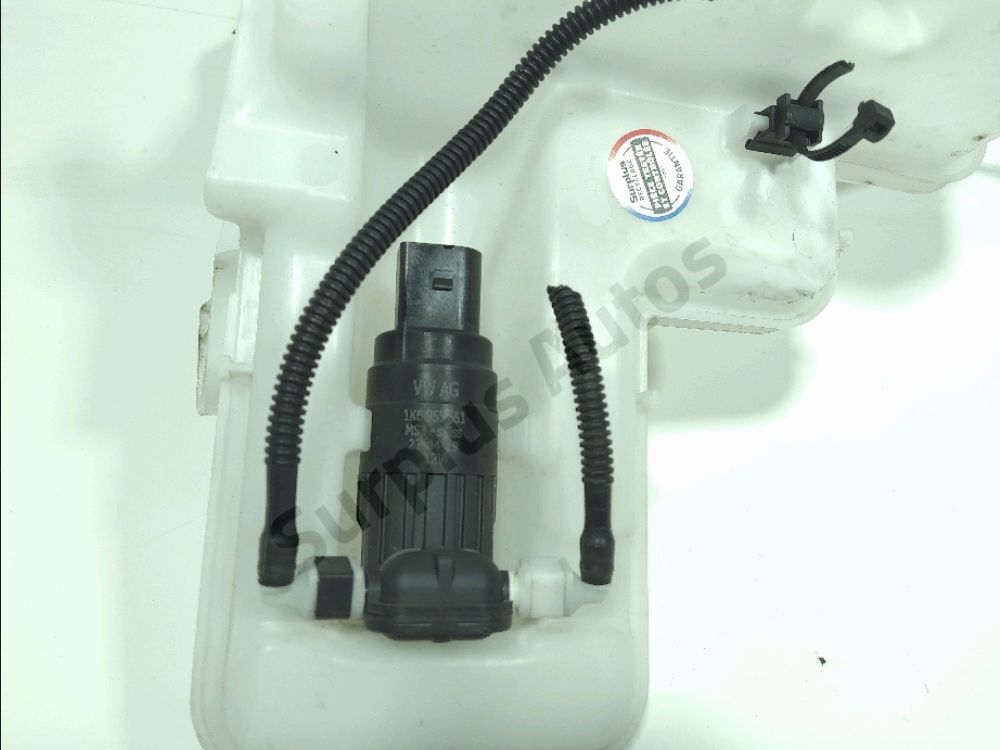 Réservoir de lave glace avant