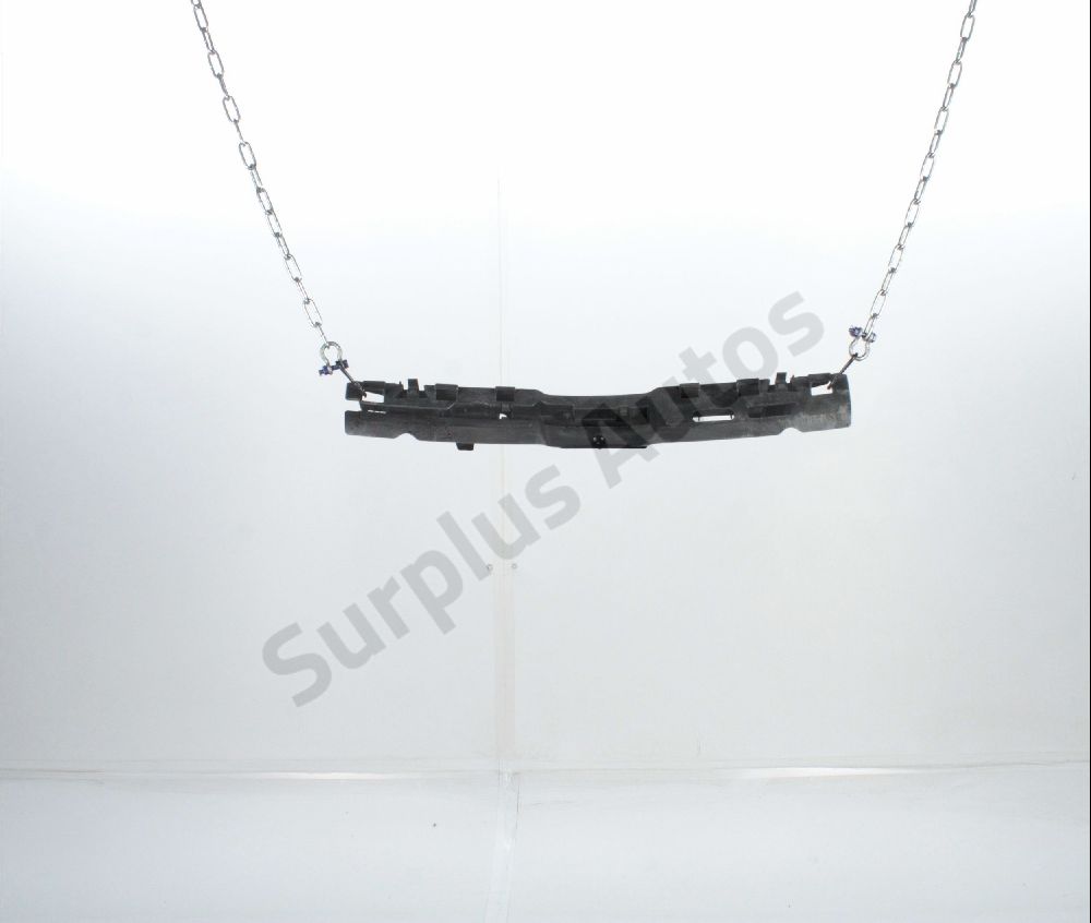 Support central de pare-choc arrière