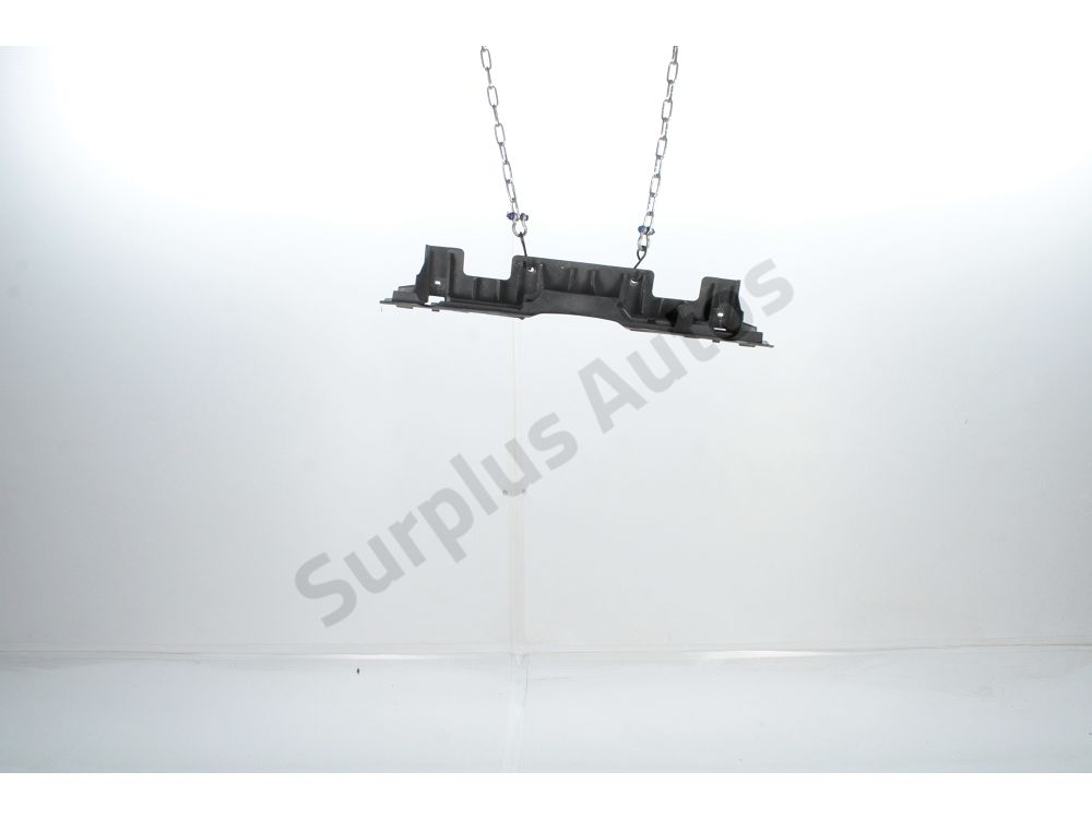 Support central de pare-choc arrière