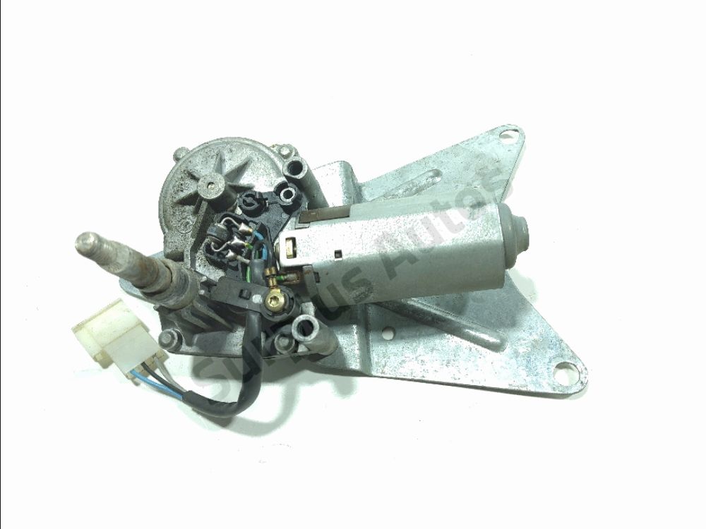 Moteur d'essuie glace arrière