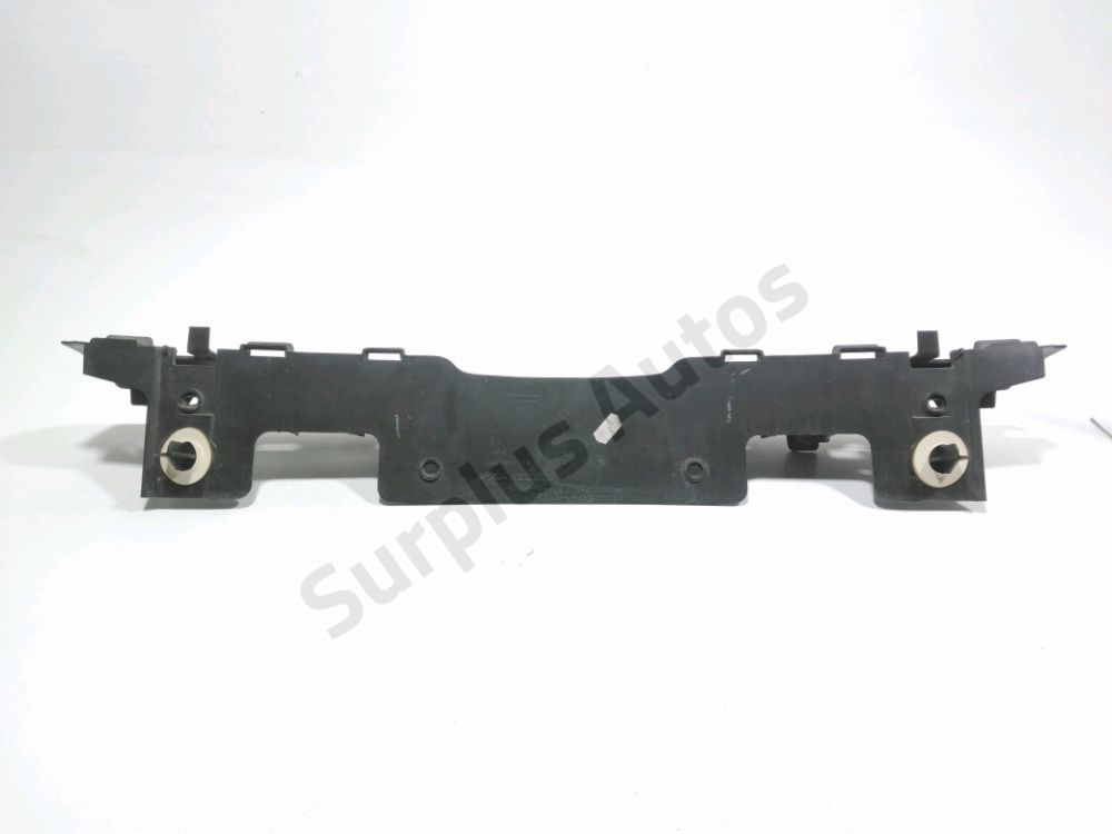 Support central de pare-choc arrière