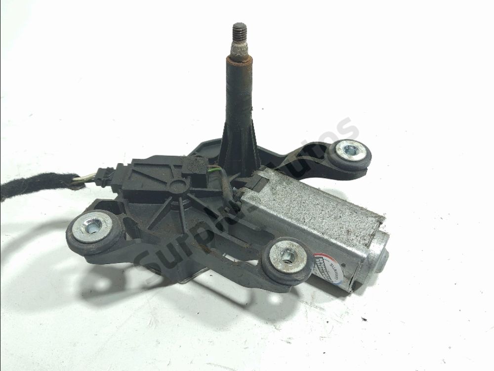 Moteur d'essuie glace arrière