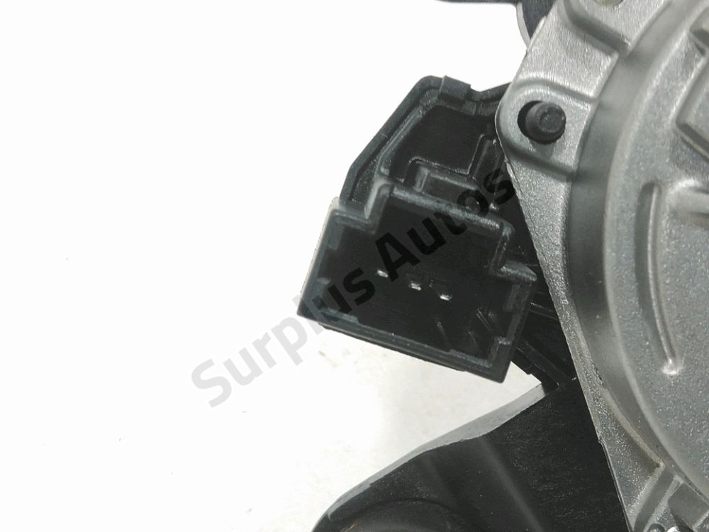 Moteur d'essuie glace arrière