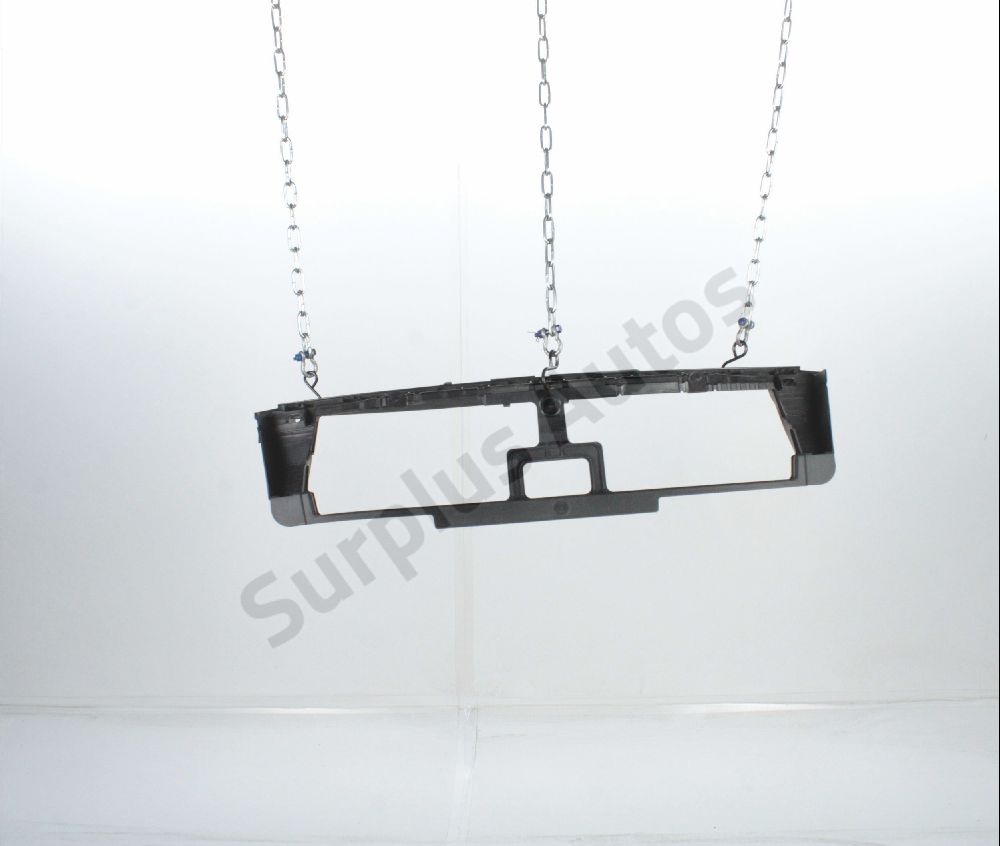 Traverse supérieure armature avant