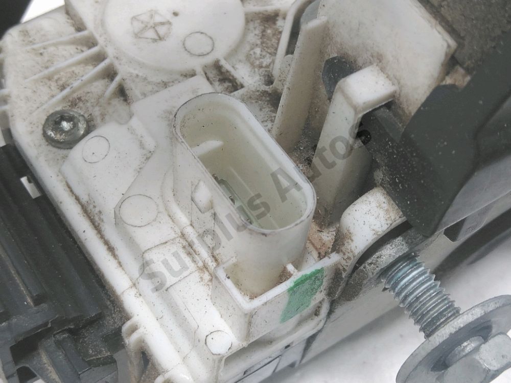 Serrure de porte arrière gauche