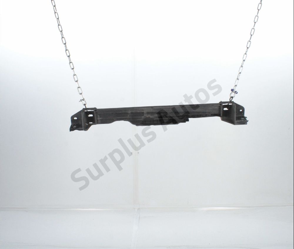 Traverse supérieure armature avant