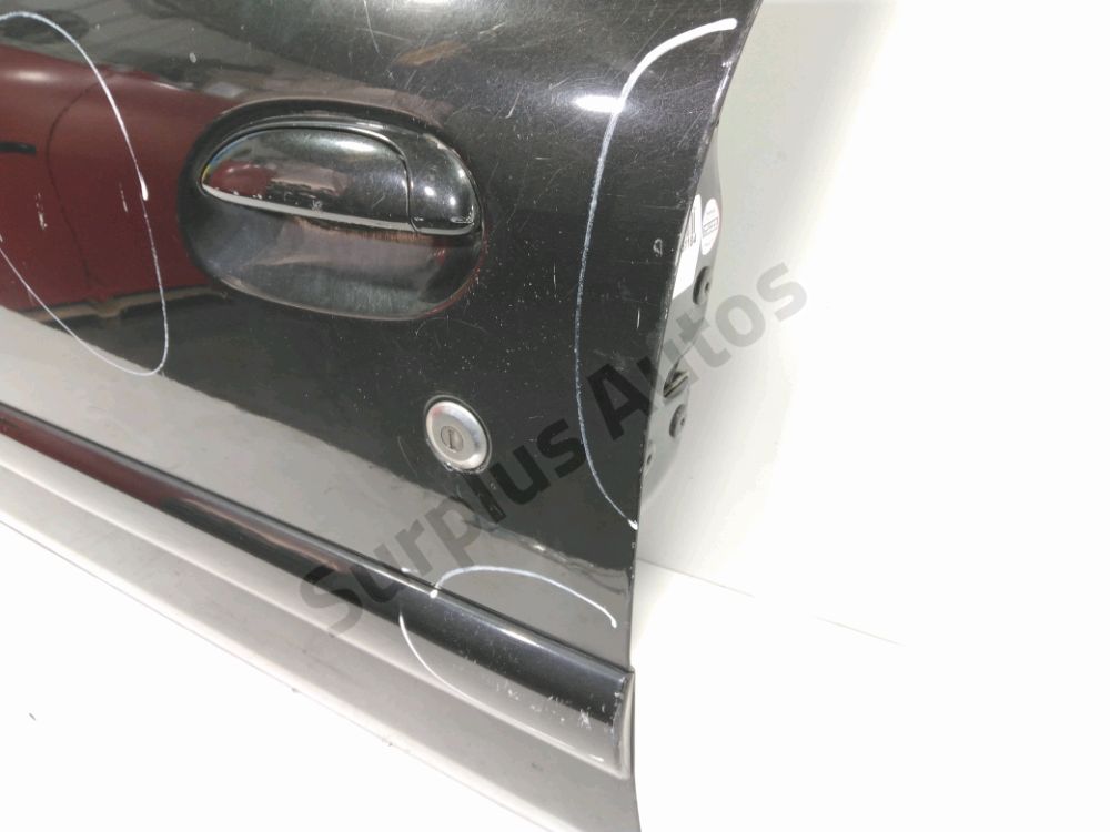 Porte avant gauche