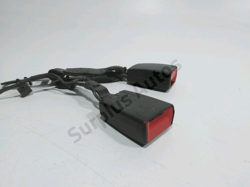 Ancrage ceinture avant droit