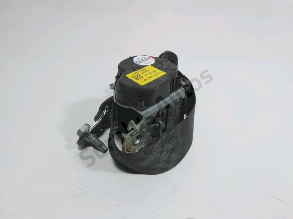 Ceinture avant centrale