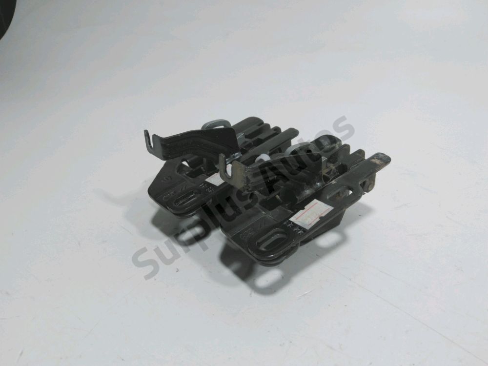 Serrure de porte battante arrière gauche