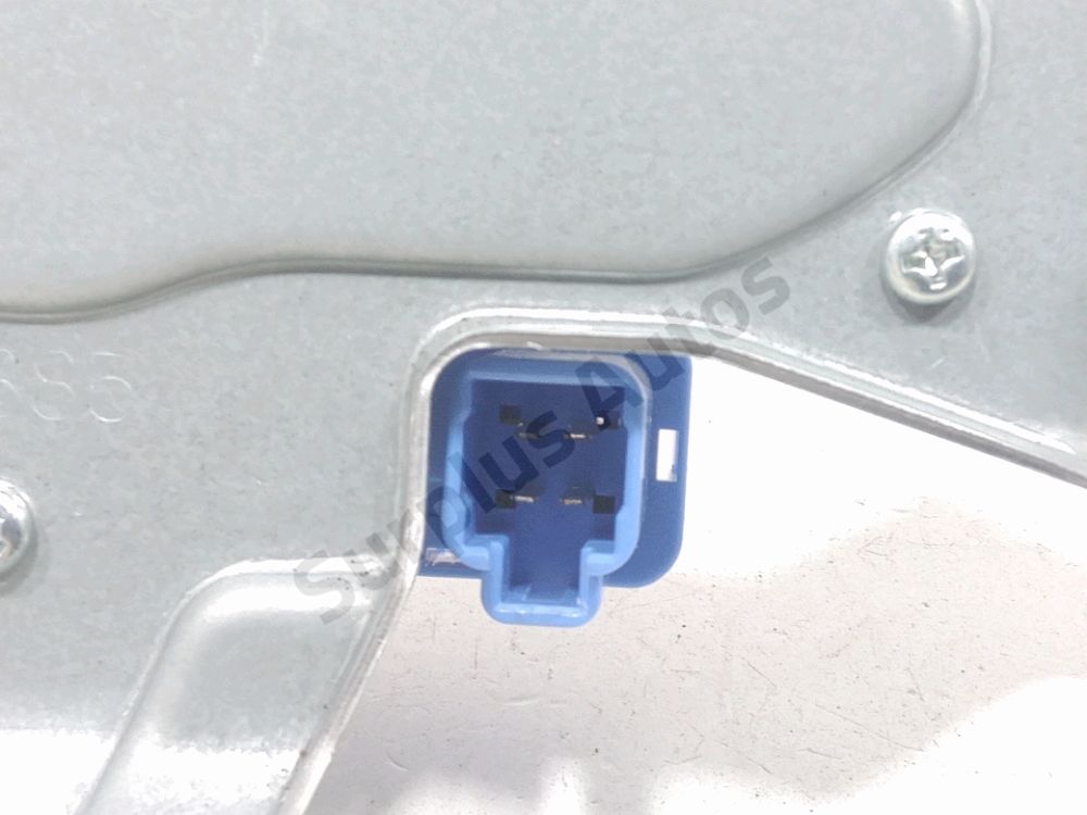 Moteur d'essuie glace arrière