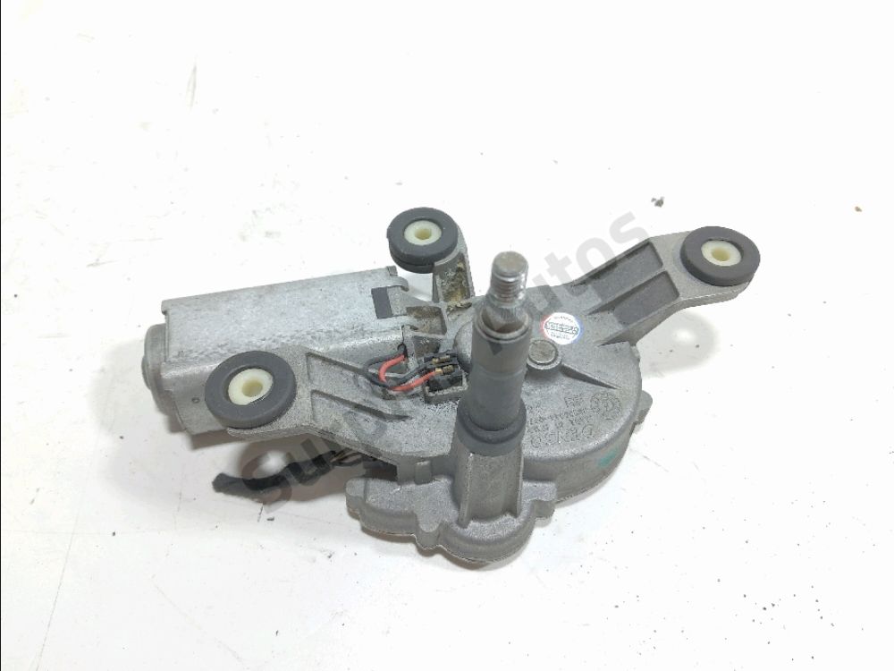 Moteur d'essuie glace arrière