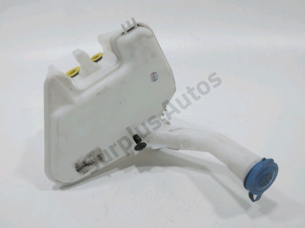 Réservoir de lave glace avant