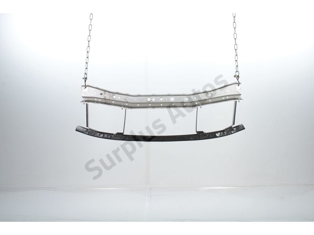 Traverse inférieure armature avant