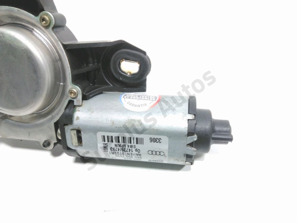 Moteur d'essuie glace arrière