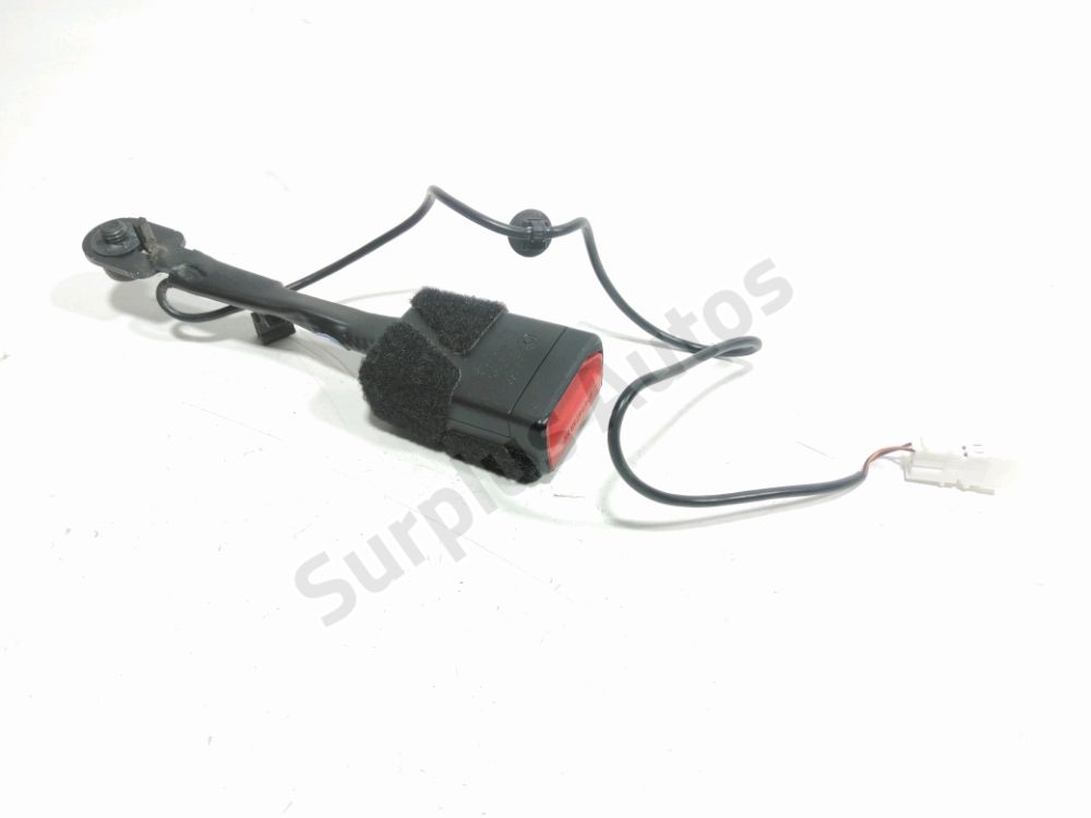 Ancrage ceinture avant droit