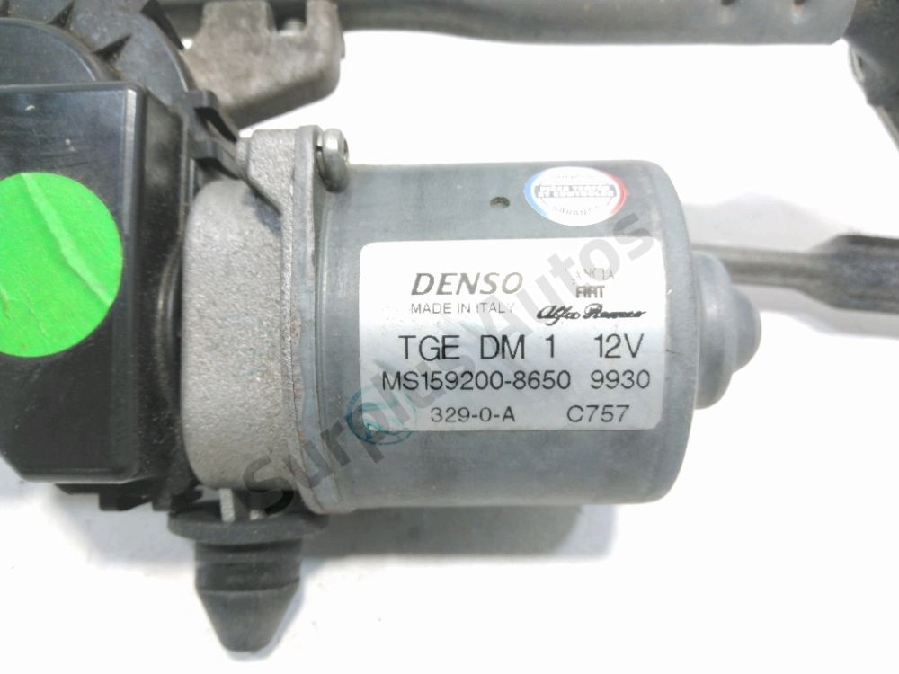 Mécanisme + moteur d'essuie glace avant