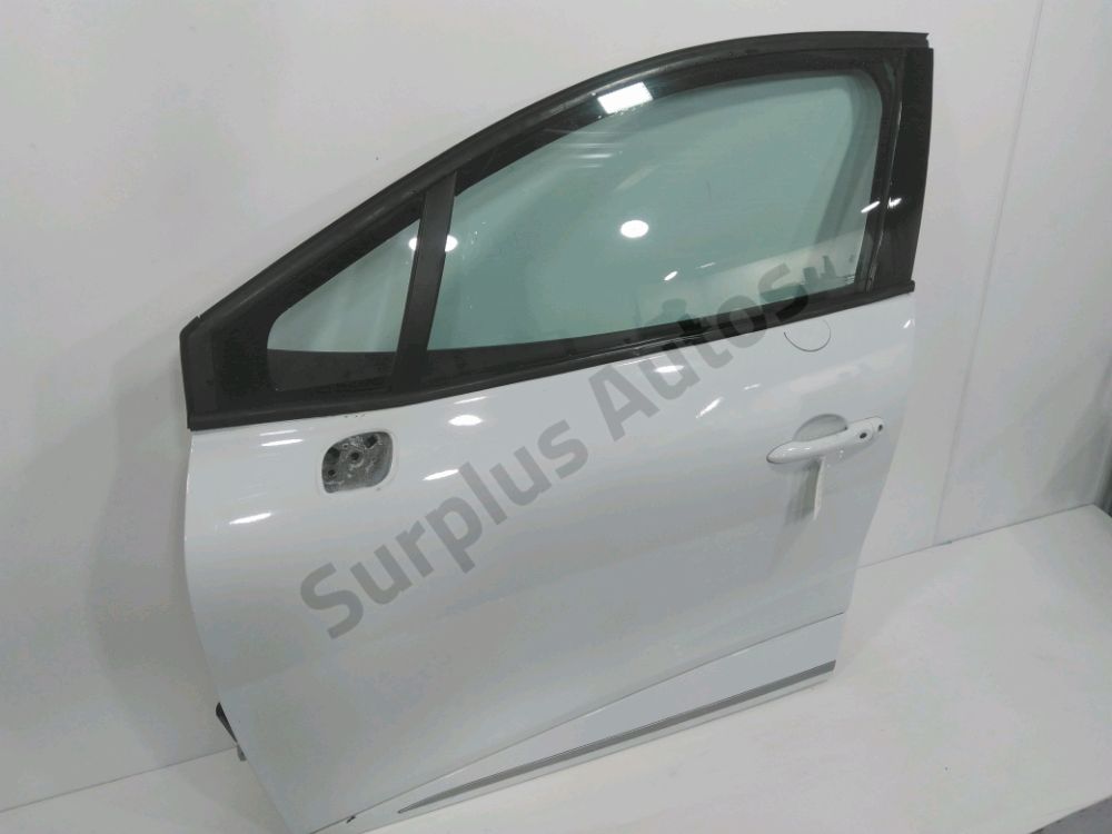 Porte avant gauche