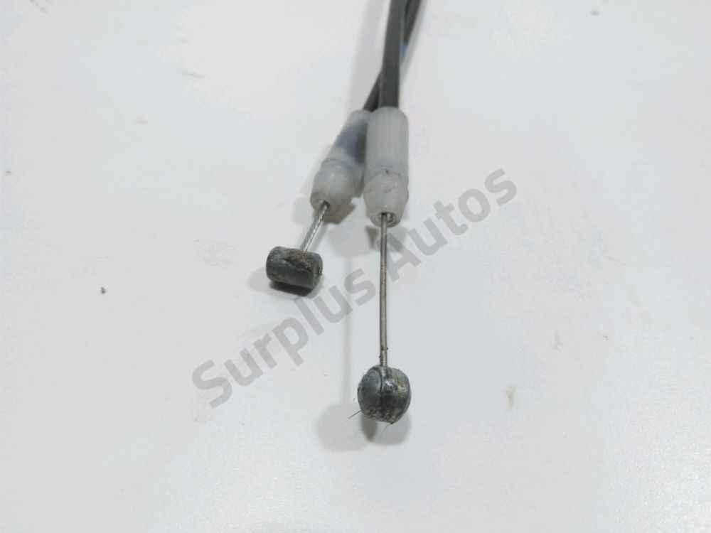 Serrure de porte avant gauche
