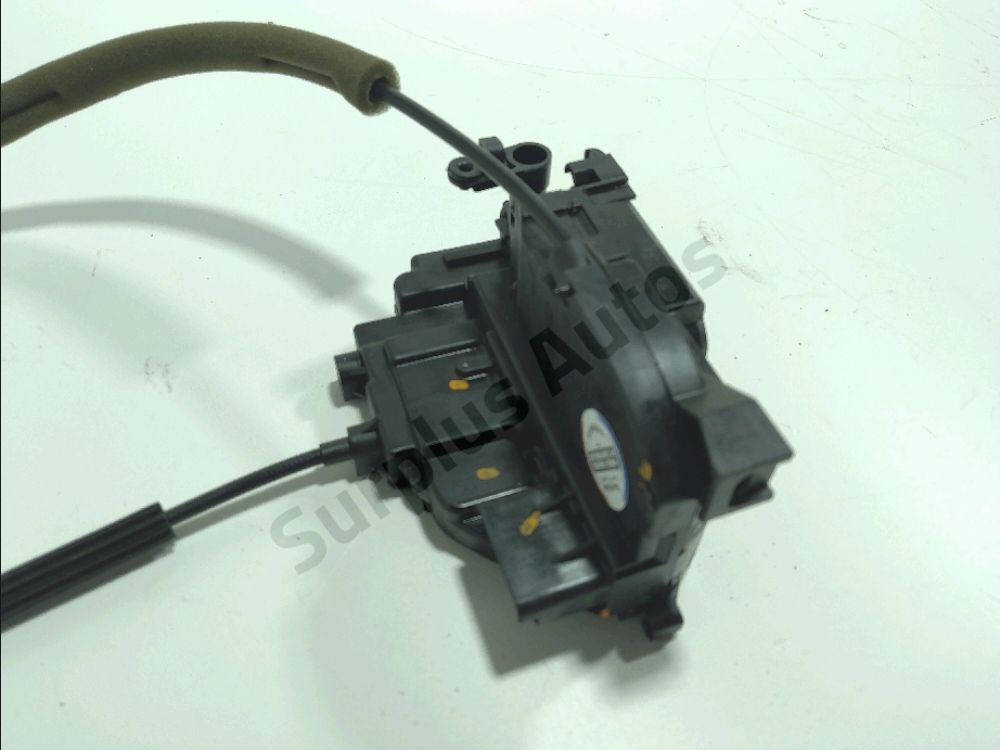 Serrure de porte battante arrière gauche