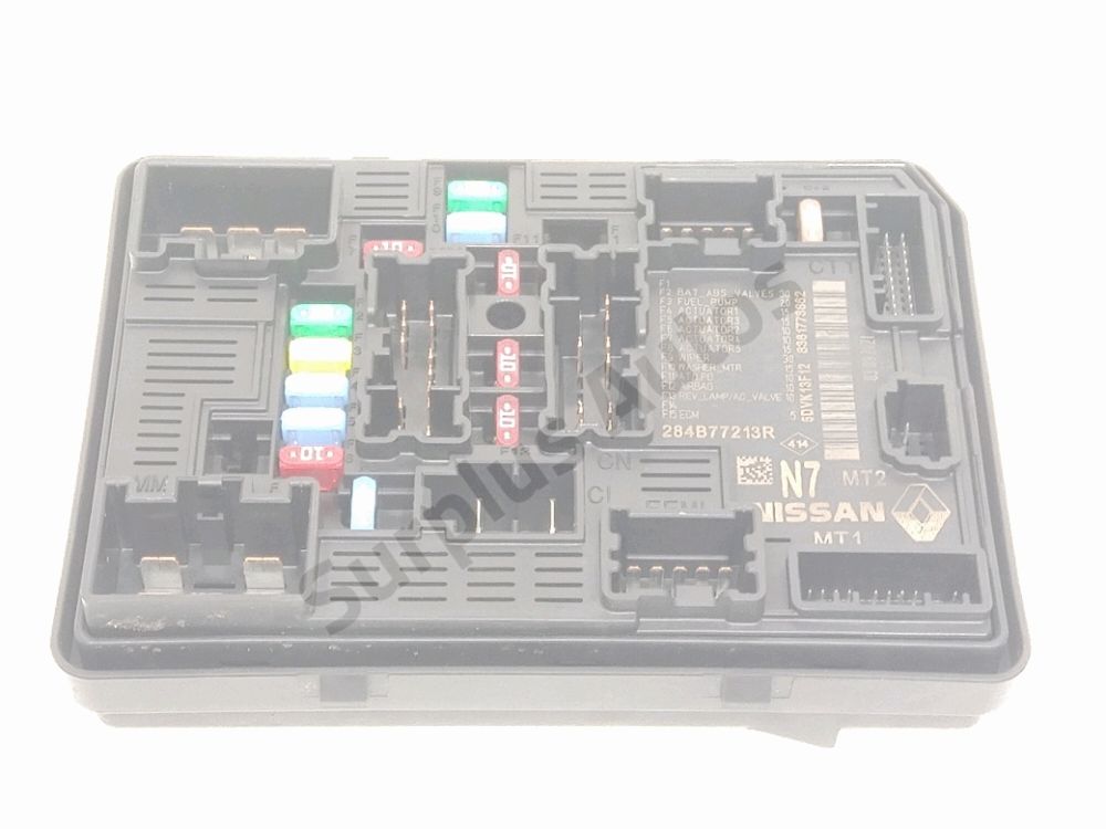 Boite à fusibles moteur