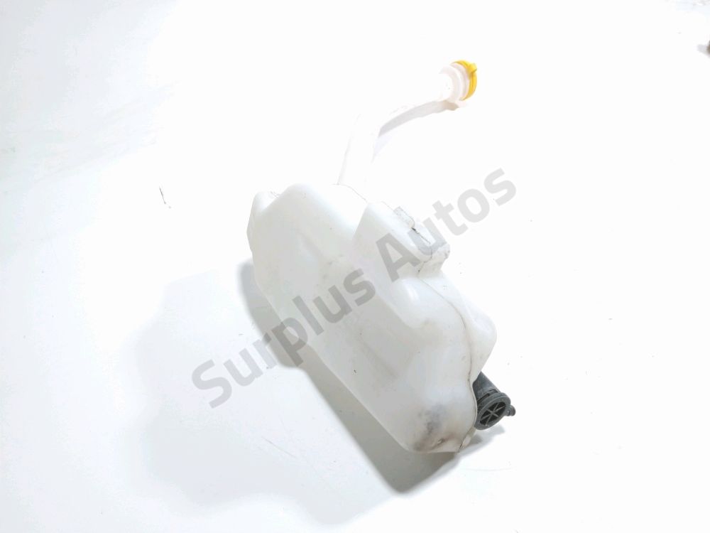 Réservoir de lave glace avant