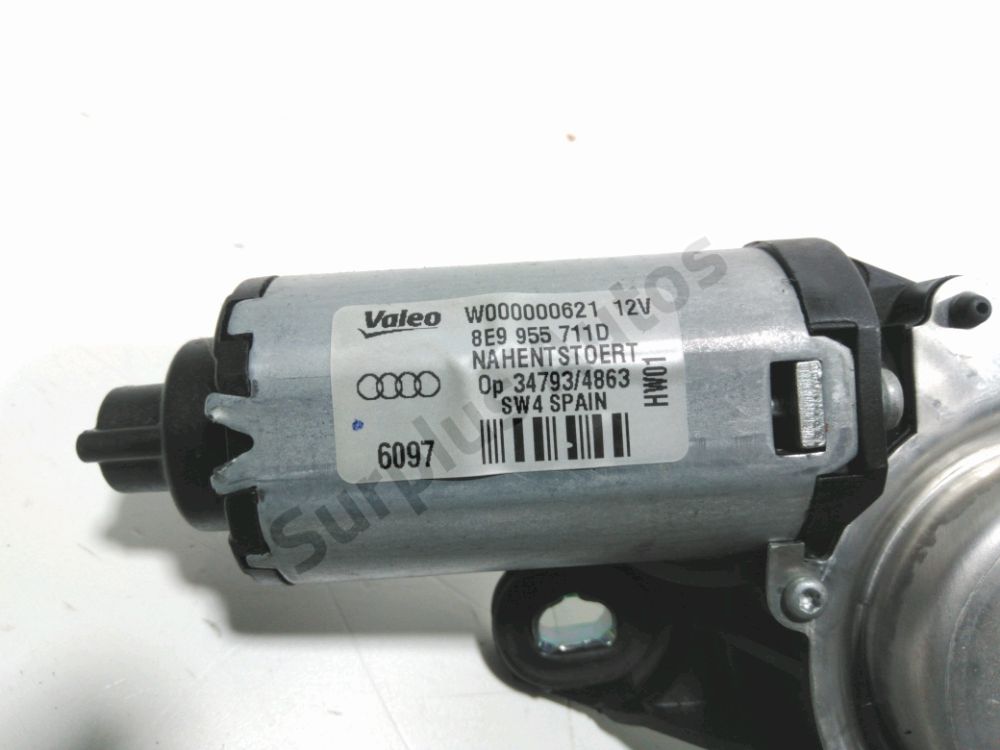 Moteur d'essuie glace arrière