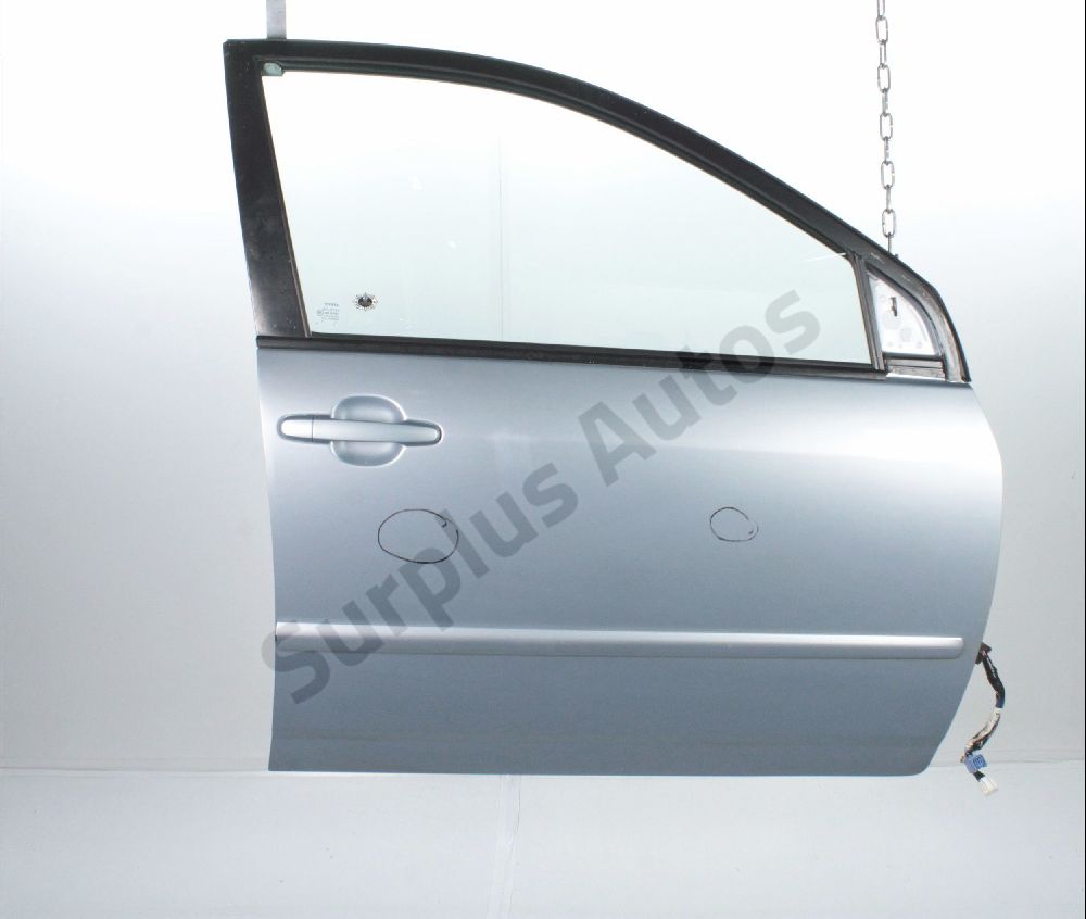Porte avant droite