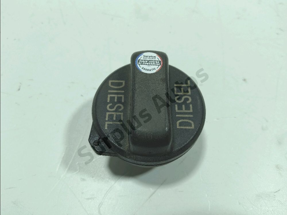 Bouchon de réservoir à carburant