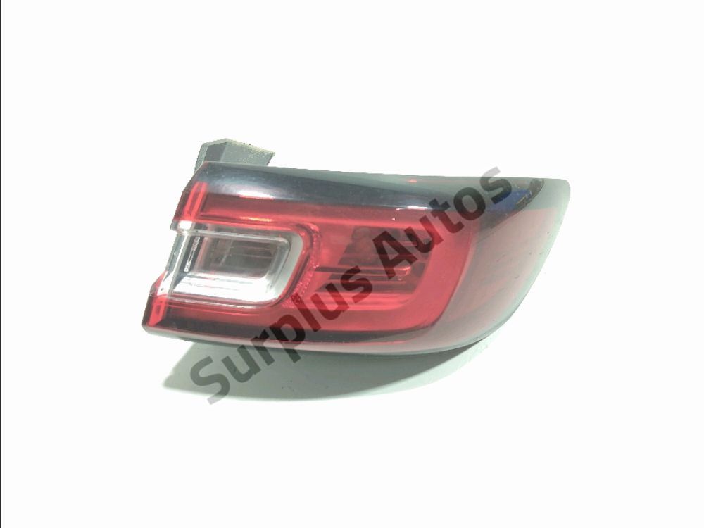 Feu arrière droit