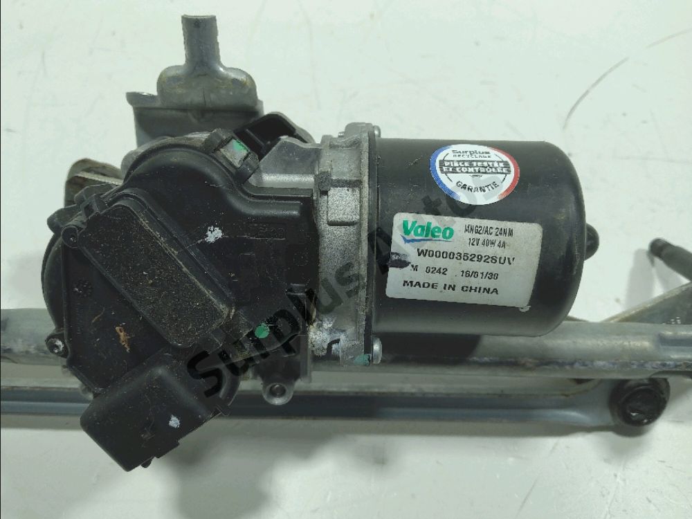 Mécanisme + moteur d'essuie glace avant