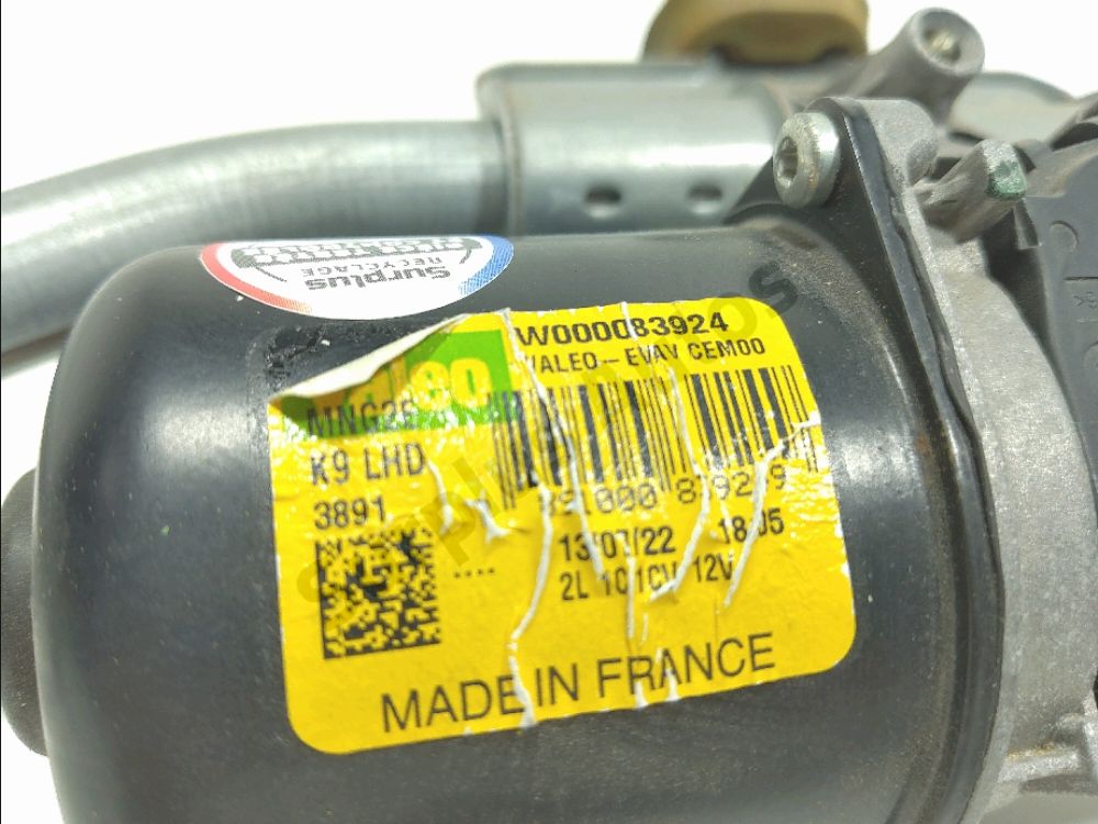 Mécanisme + moteur d'essuie glace avant