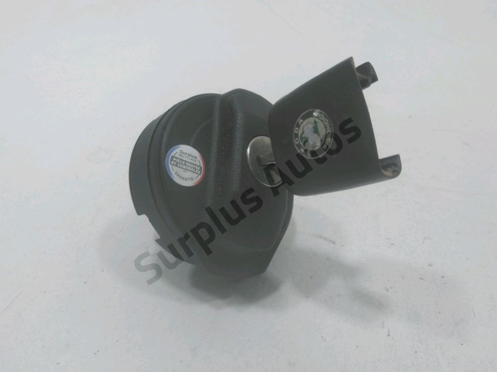 Bouchon de réservoir à carburant