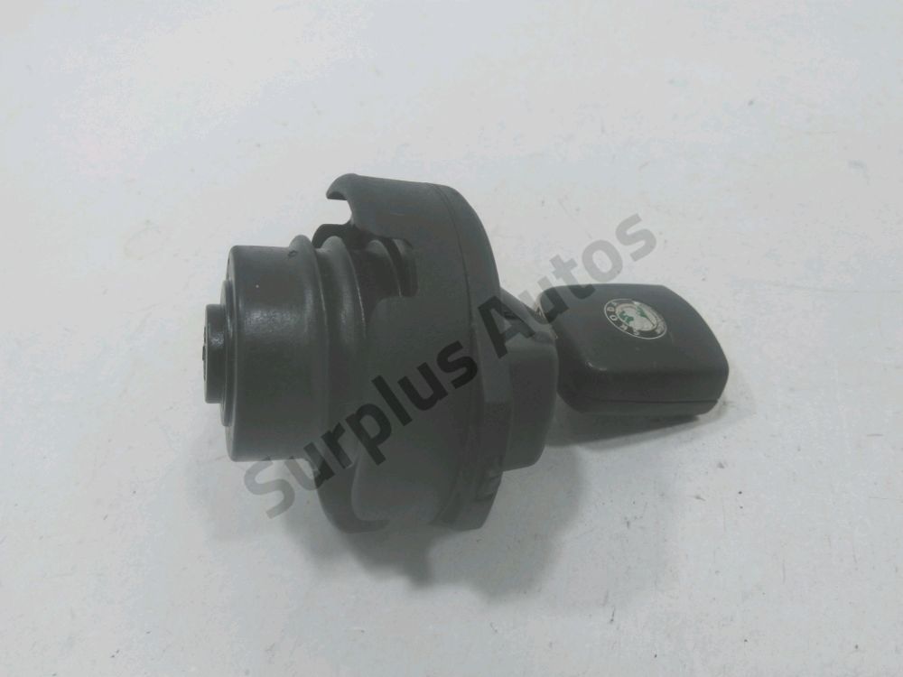Bouchon de réservoir à carburant