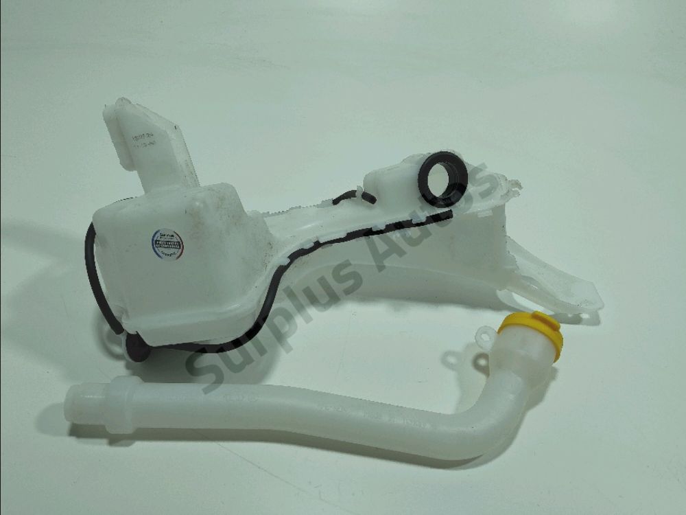 Réservoir de lave glace avant