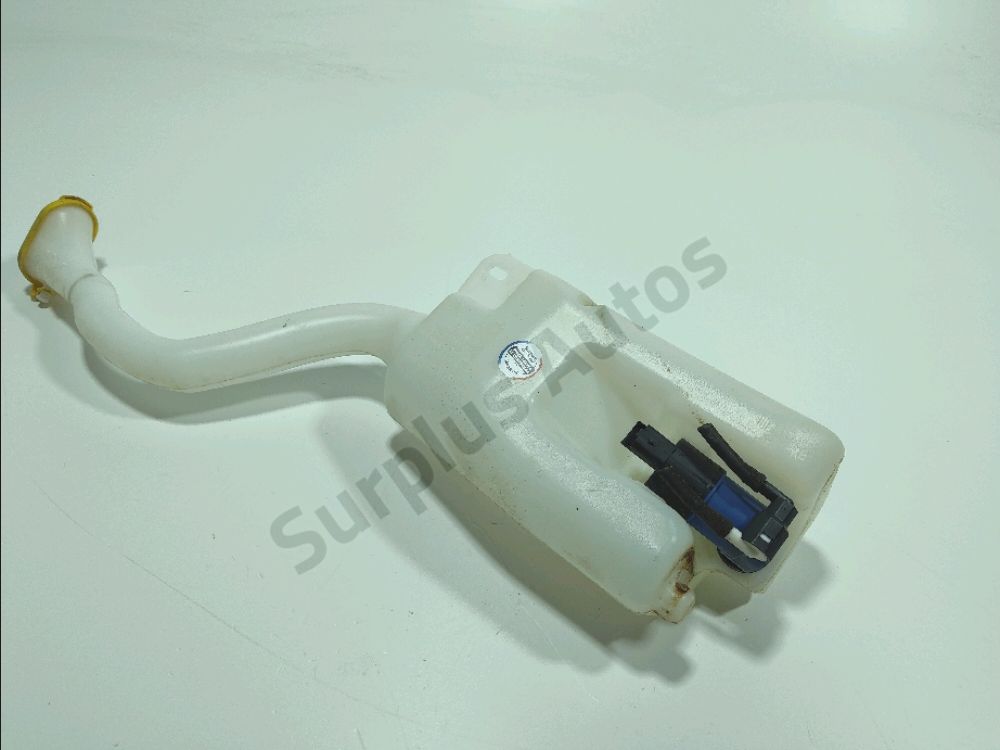 Réservoir de lave glace avant