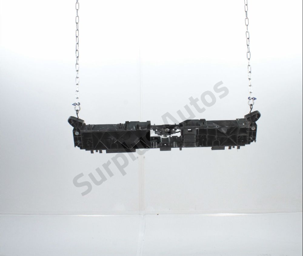 Traverse supérieure armature avant