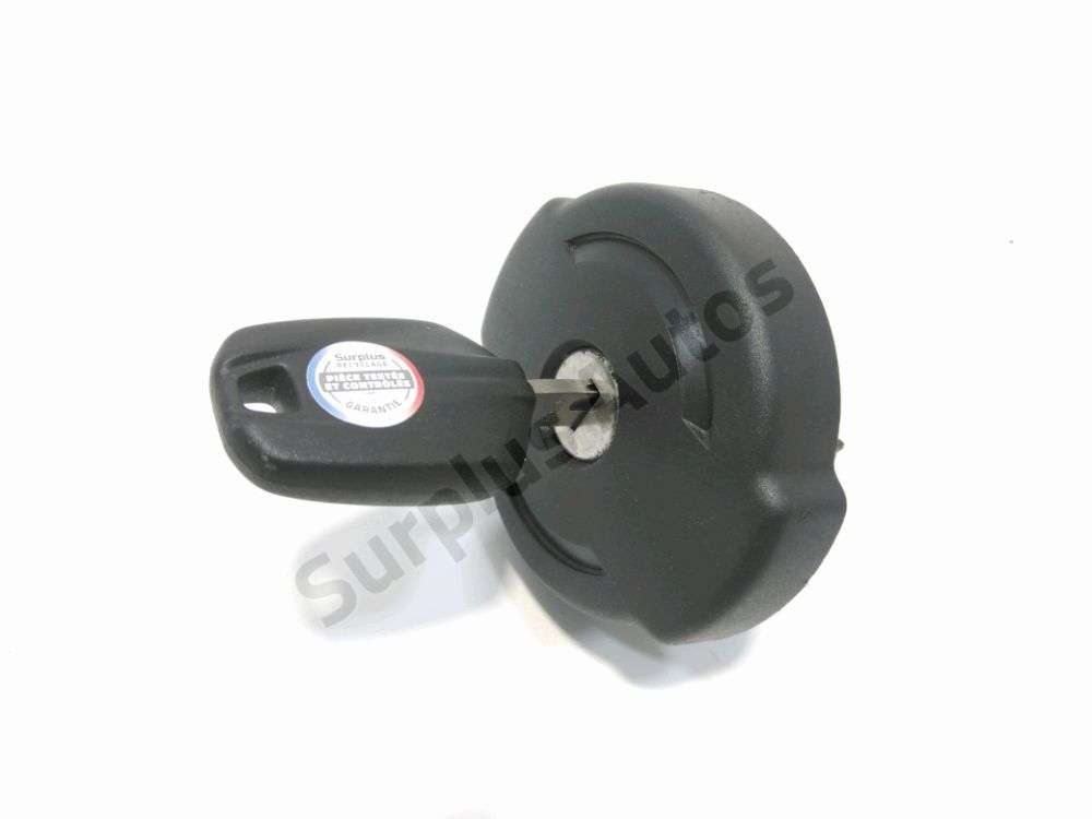 Bouchon de réservoir à carburant