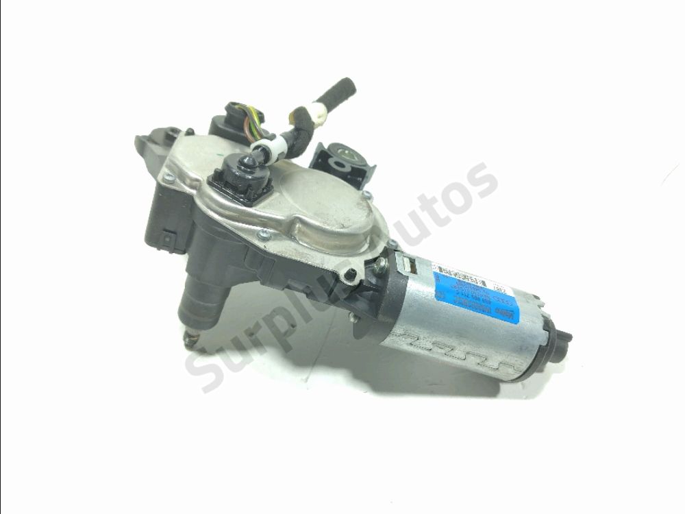 Moteur d'essuie glace arrière