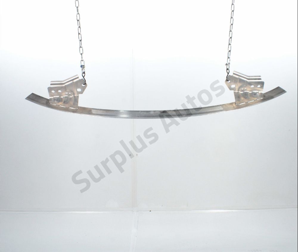 Traverse inférieure armature avant