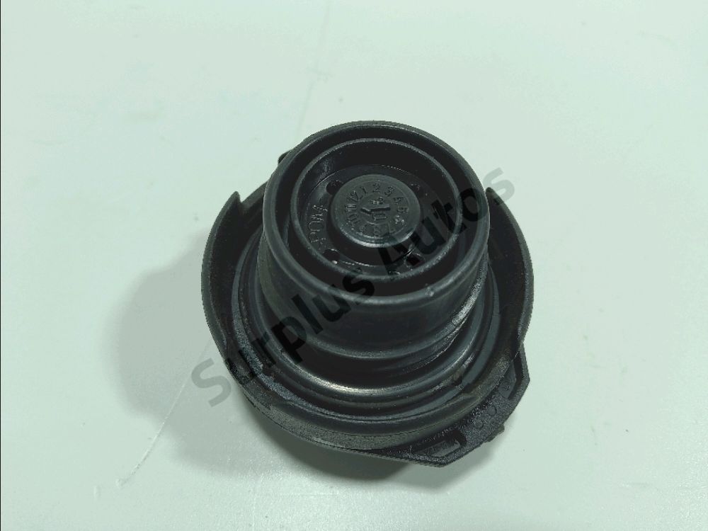 Bouchon de réservoir à carburant