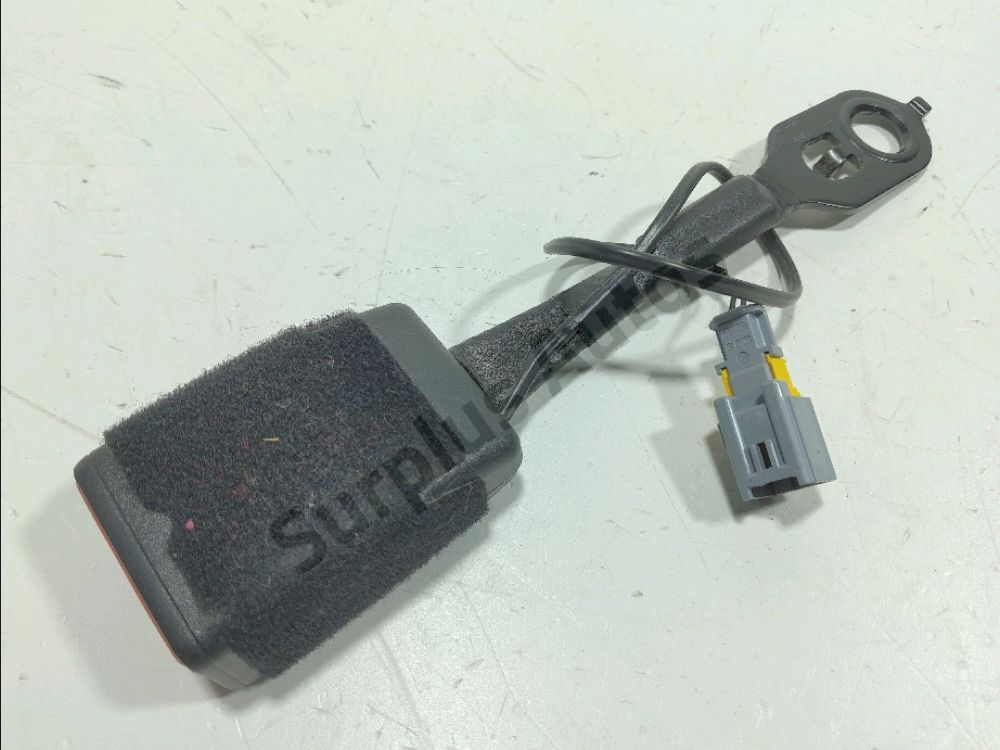 Ancrage ceinture avant droit